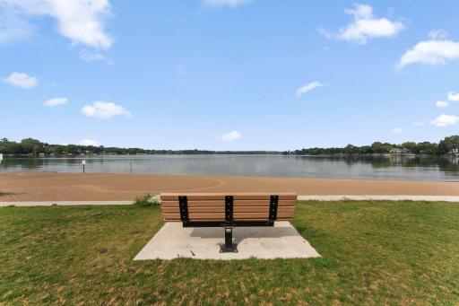 18870 Kanabec Trail, Lakeville, MN 55044