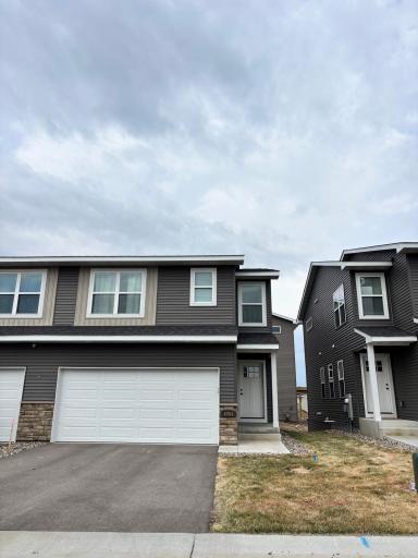 8853 Granite Court, Woodbury, MN 55129