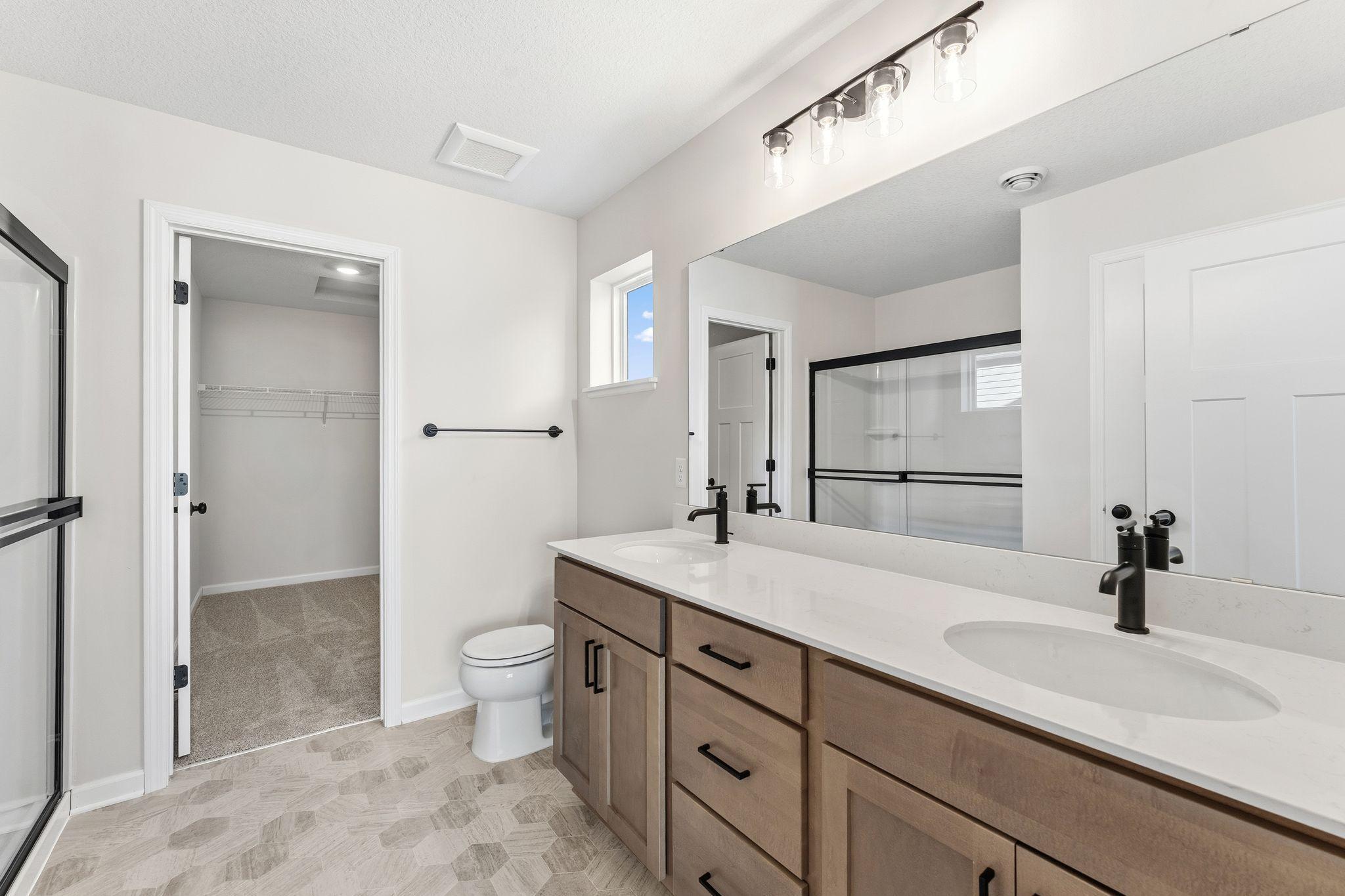 Similar model for illustration purposes