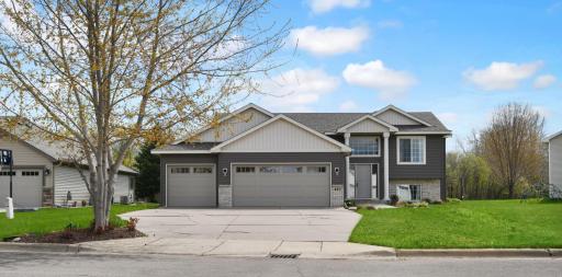 420 21st Avenue N, Sartell, MN 56377