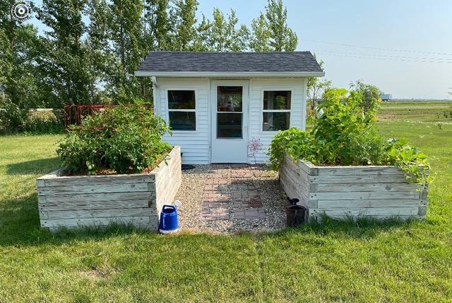 Shed