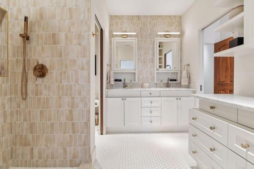 Renovated Upper Jack and Jill guest bath