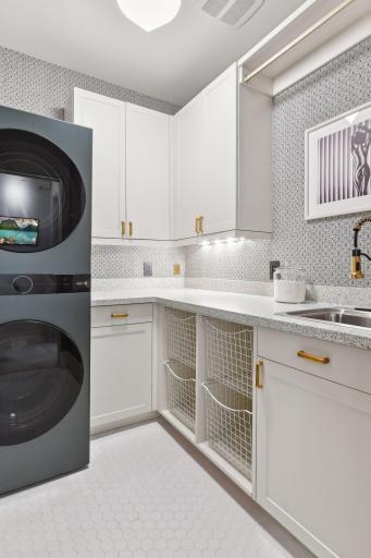 Added luxury wallpaper