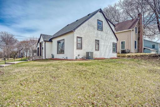 124 King Street W, Saint Paul, MN 55107