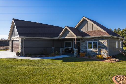 626 Lake Forest Circle, Detroit Lakes, MN 56501