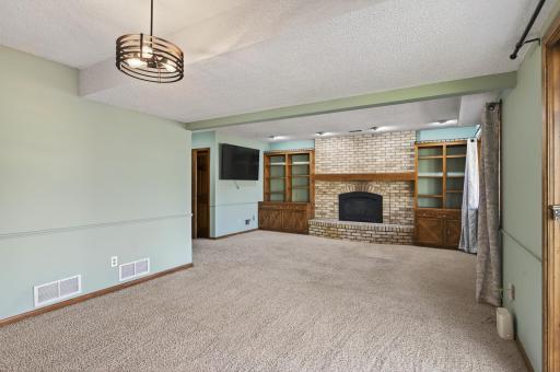 4149 Strawberry Lane, Saint Paul, MN 55123