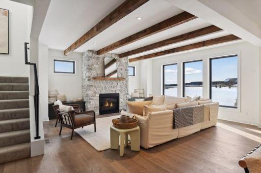 9575 Eagle Ridge Road, Chanhassen, MN 55317