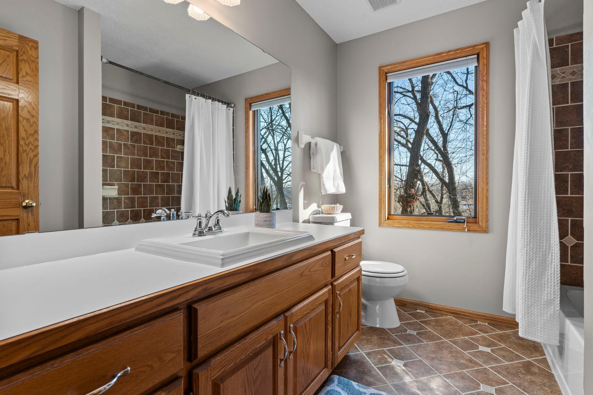 Full Bathroom Upstairs