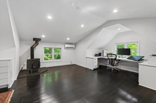 1360 Birch Park Circle, Houlton, WI 54082