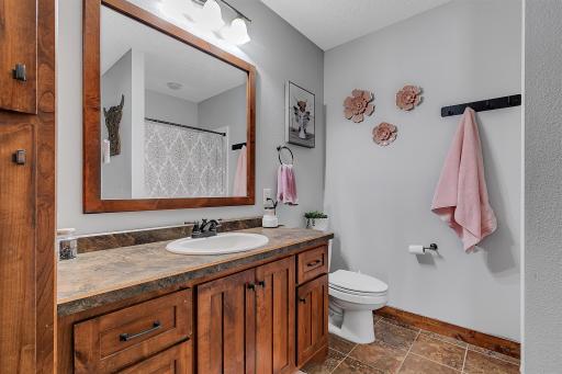 225 Alaina Place NE, Sauk Rapids, MN 56379