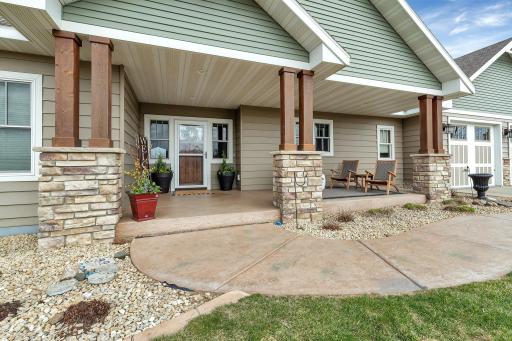 225 Alaina Place NE, Sauk Rapids, MN 56379