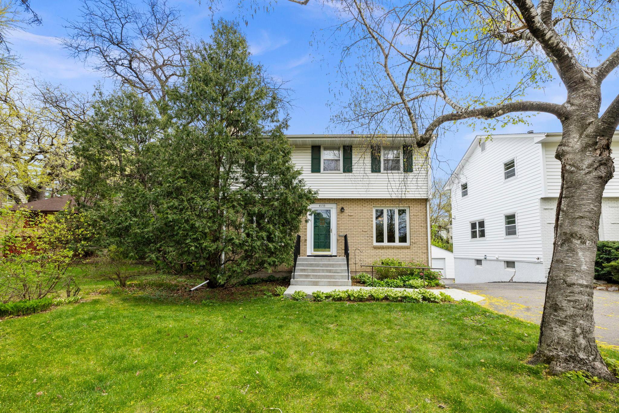 Welcome to 4133 Washburn Ave S
