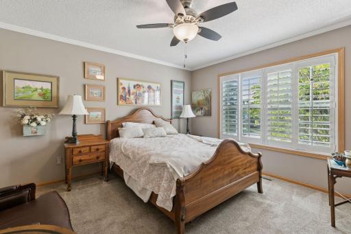 6081 N Ridge Drive, Savage, MN 55378