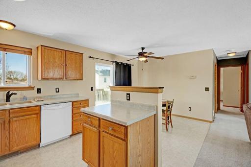 37728 Hawthorne Avenue, North Branch, MN 55056