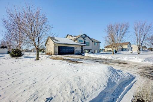 37728 Hawthorne Avenue, North Branch, MN 55056