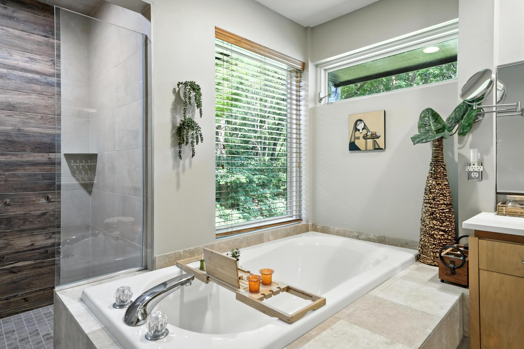 Primary Private Bath