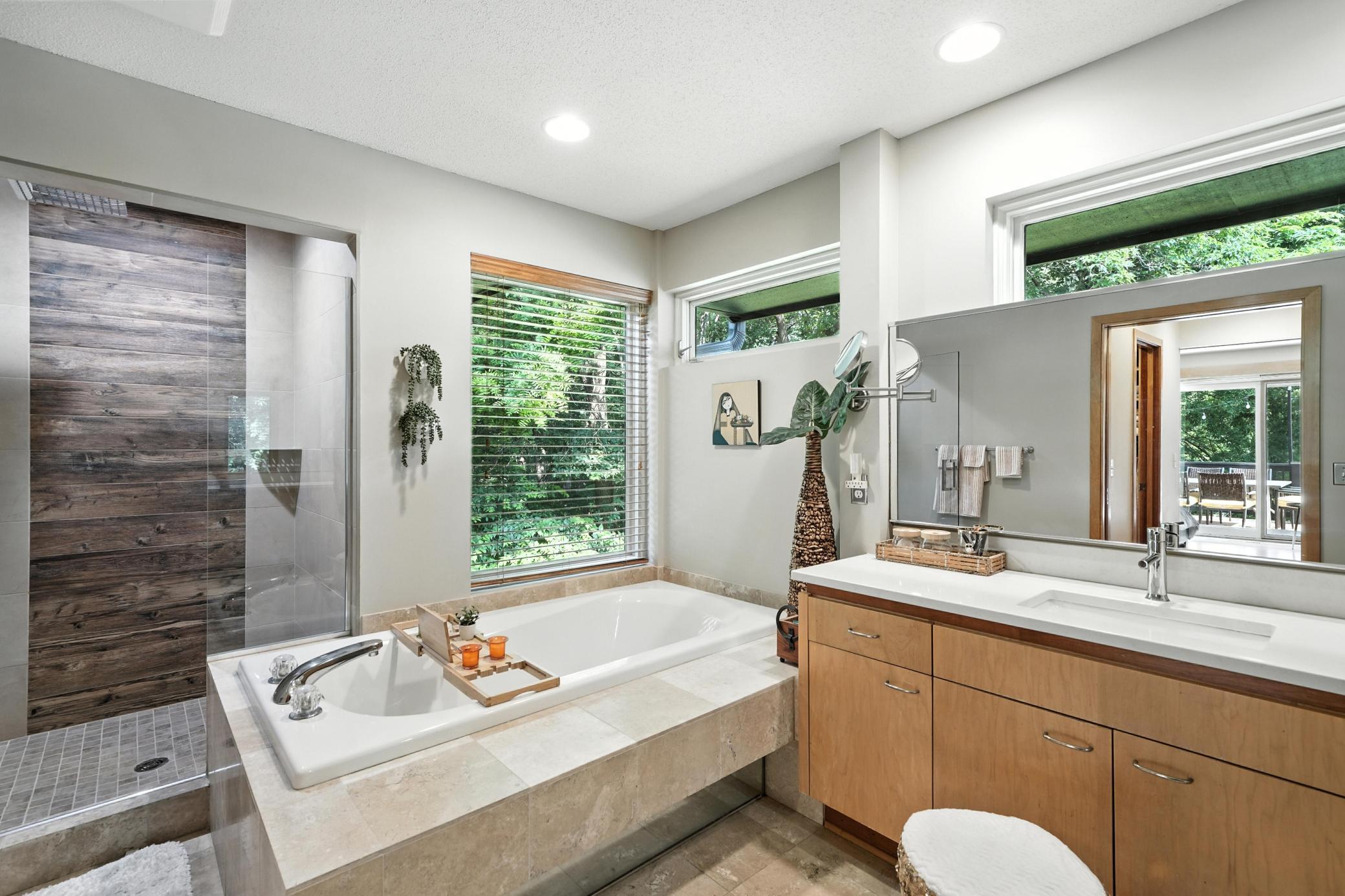 Primary Private Bath