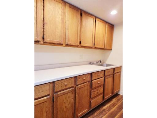 905 E 5th Street, Blue Earth, MN 56013