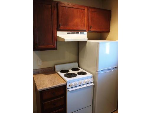 905 E 5th Street, Blue Earth, MN 56013