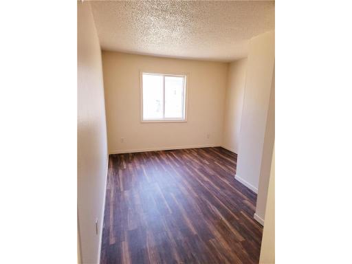 905 E 5th Street, Blue Earth, MN 56013