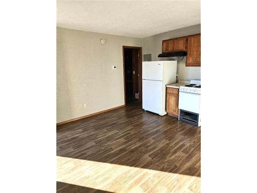 905 E 5th Street, Blue Earth, MN 56013