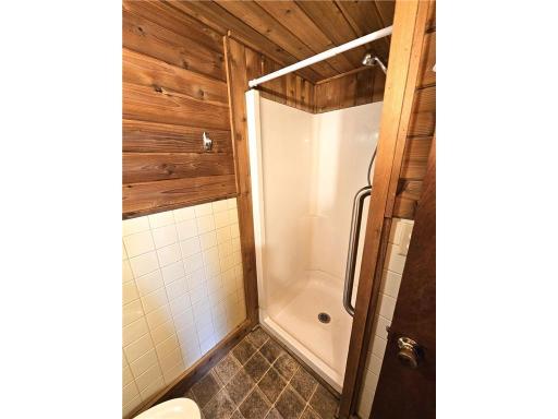 905 E 5th Street, Blue Earth, MN 56013