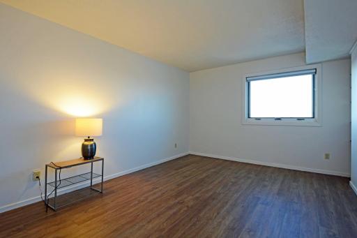 66 9th Street E, 2512, Saint Paul, MN 55101