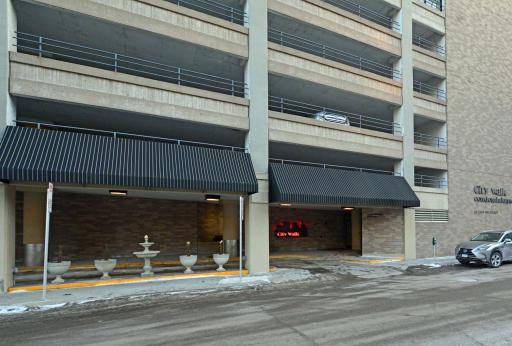 66 9th Street E, 2512, Saint Paul, MN 55101