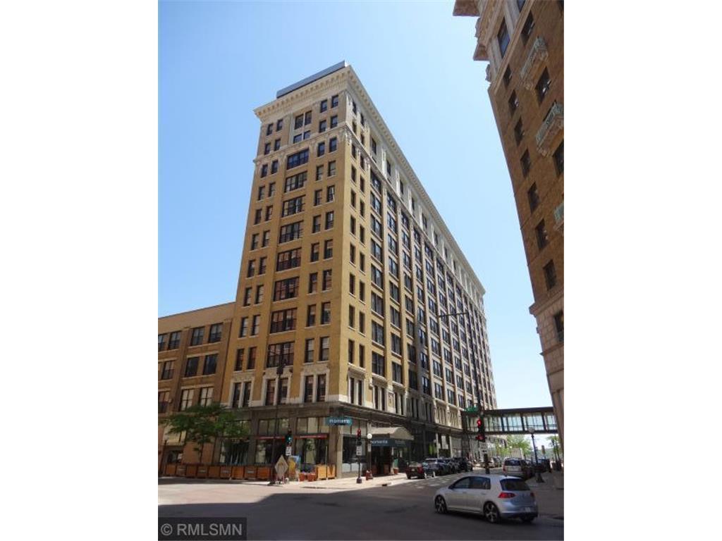 Built by Thomas Lowry in 1911 as the Lowry Medical Arts Building now holds the The Lowry Condominimus and the St. Paul Conservatory for Performing Artists school along with restaurtants and a coffee shop.jpg