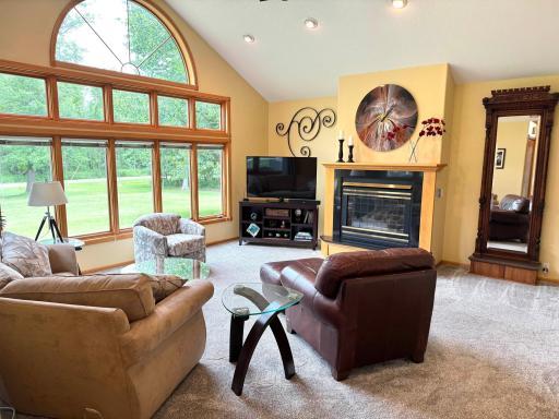 14158 185th Avenue NE, Thief River Falls, MN 56701