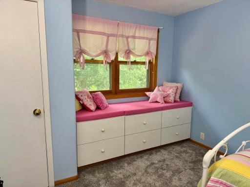 14158 185th Avenue NE, Thief River Falls, MN 56701