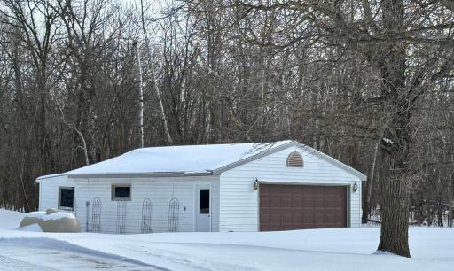 14158 185th Avenue NE, Thief River Falls, MN 56701