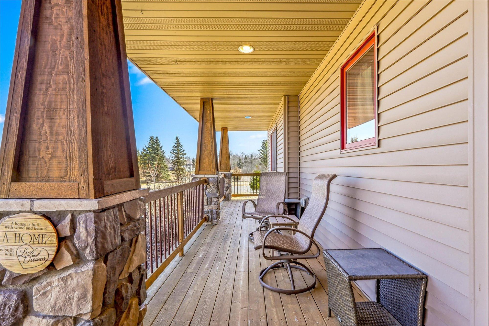 This front porch is ready for you!