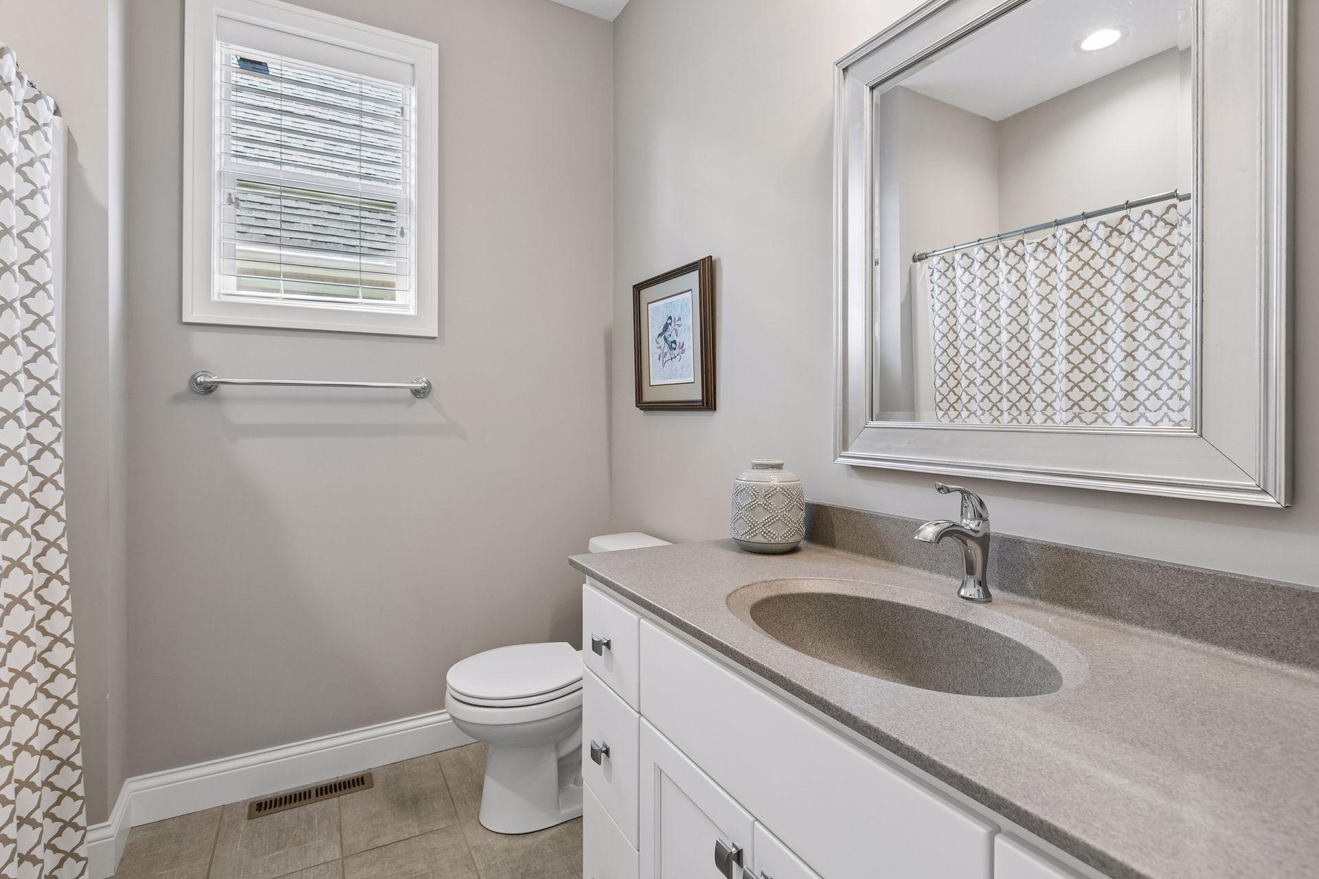 Shower on Main for 2nd bedroom