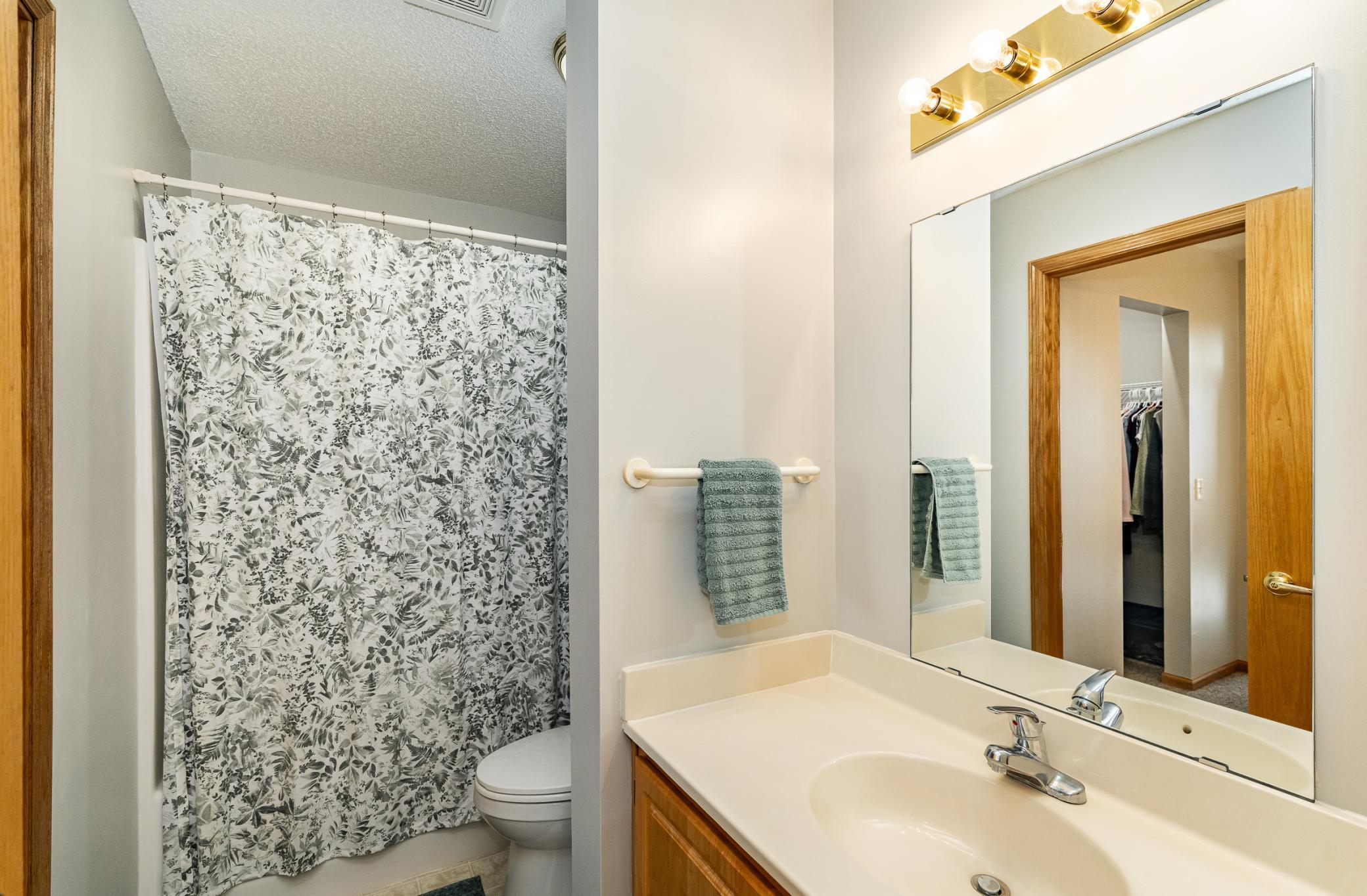 Full Bath Upper Level