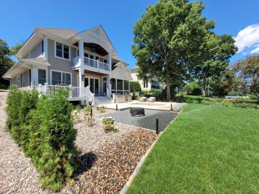 Casual summer living. Great space for barbecues, lawn games, or simply soaking up the sun by the plunge pool.