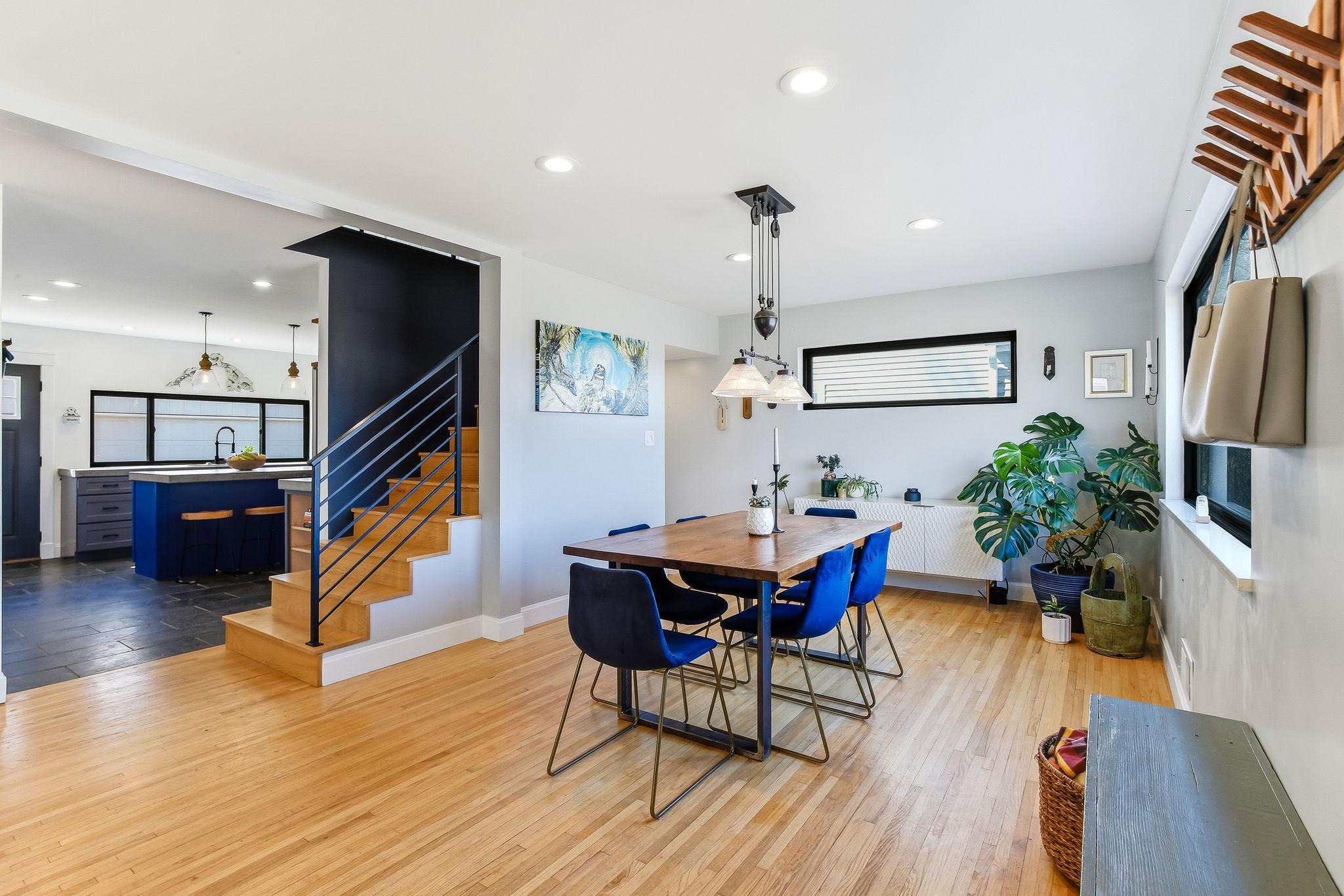 Smart design with a smooth flow from culinary space to dining area.