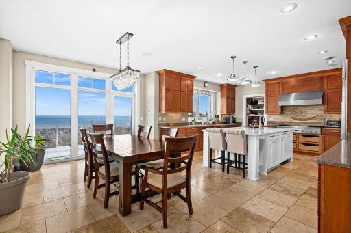 3725 North Ridge Road, Duluth, MN 55804