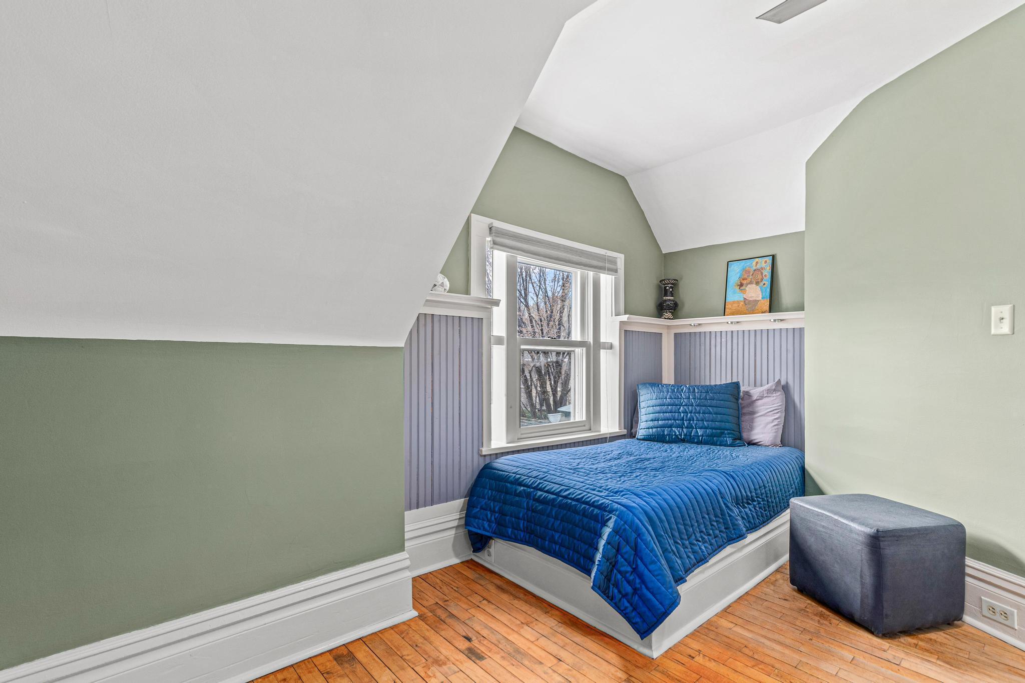 UPPER LEVEL BEDROOM #4