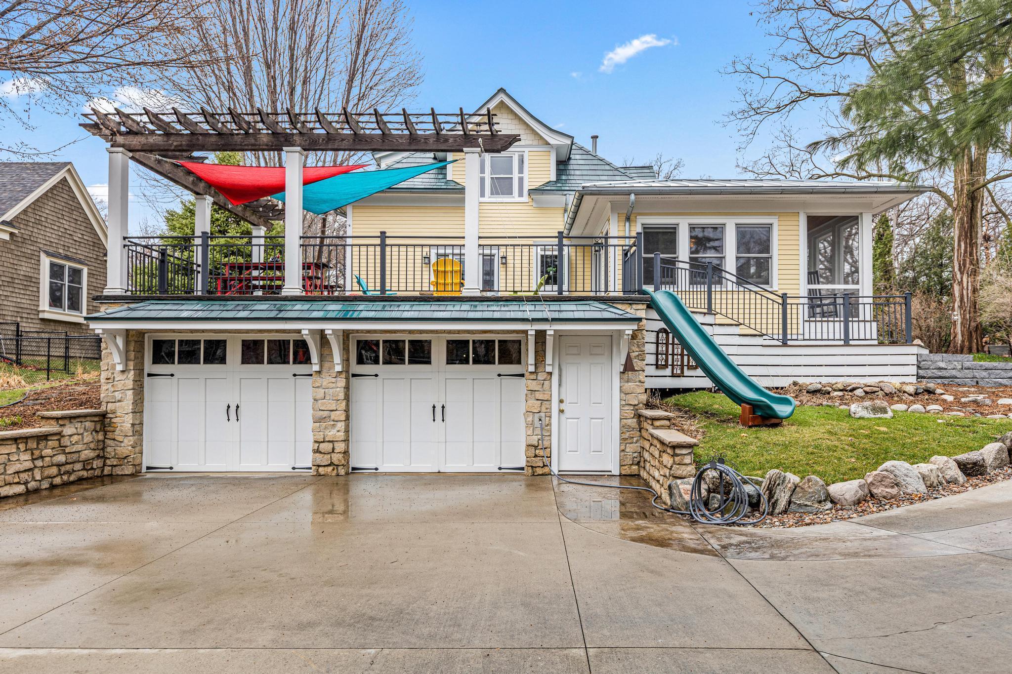 2 CAR OVERSIZED GARAGE