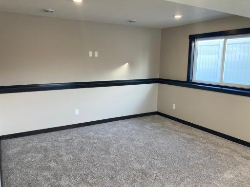 705 State Street, Kenyon, MN 55946