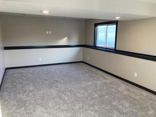 705 State Street, Kenyon, MN 55946