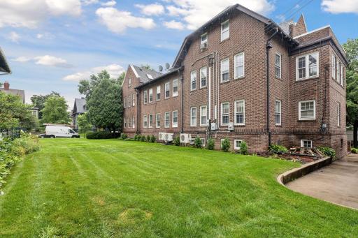 1820 Girard Avenue S, 1, Minneapolis, MN 55403