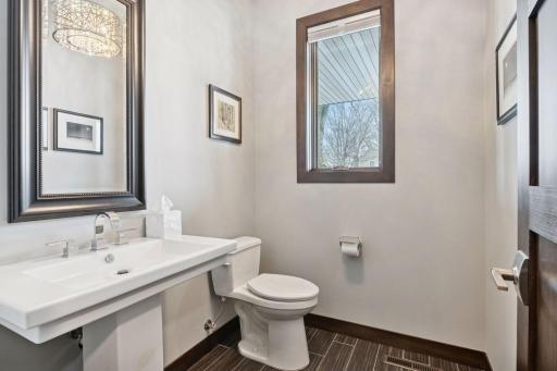 5615 Saint Andrews Avenue, Edina, MN 55424