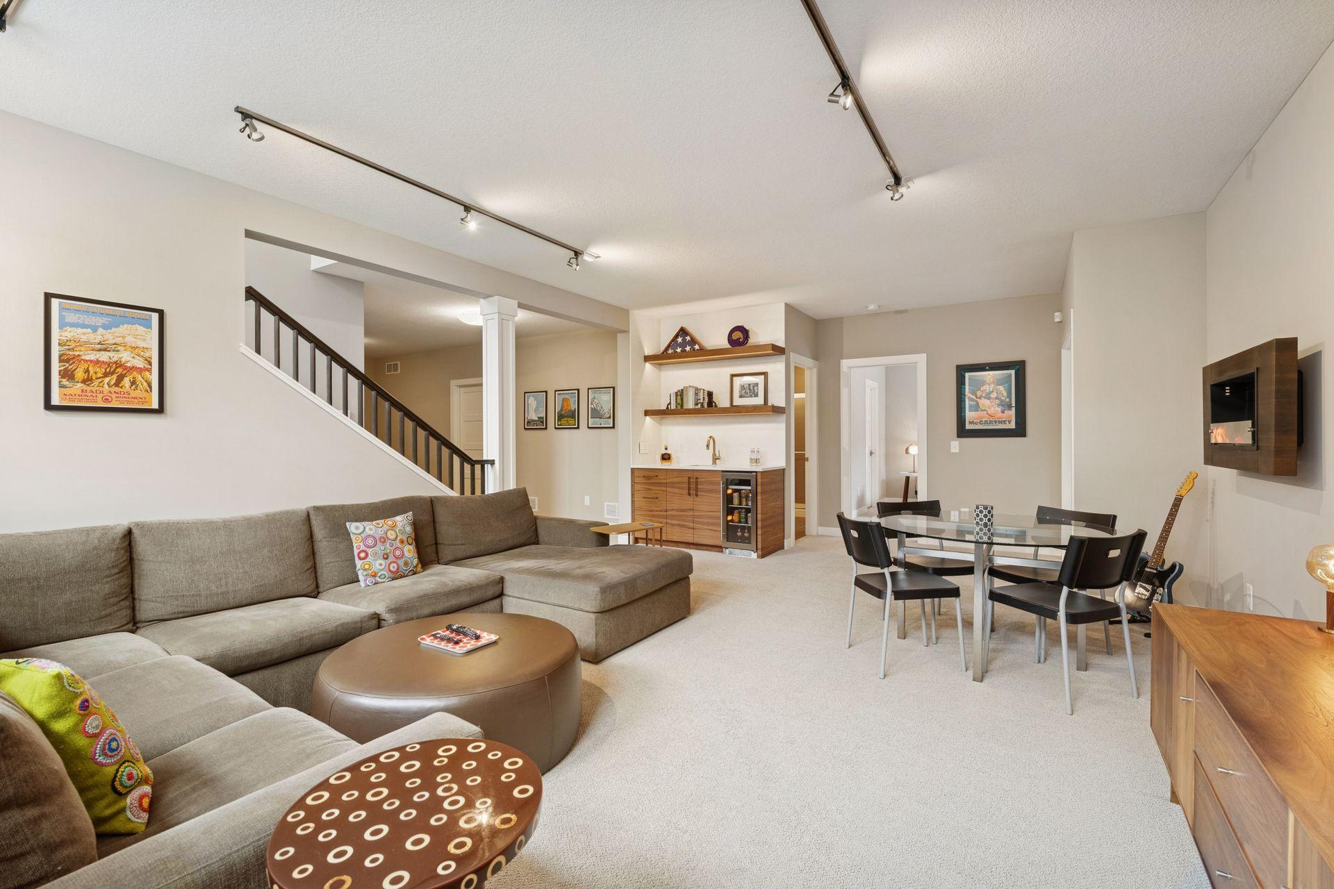 Amusement, Game, Exercise, Entertainment Lower Level