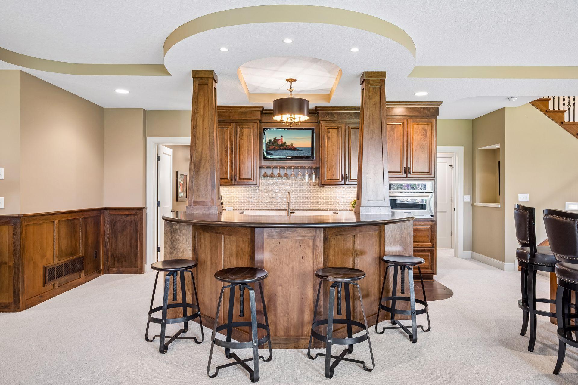 Great entertaining wet bar