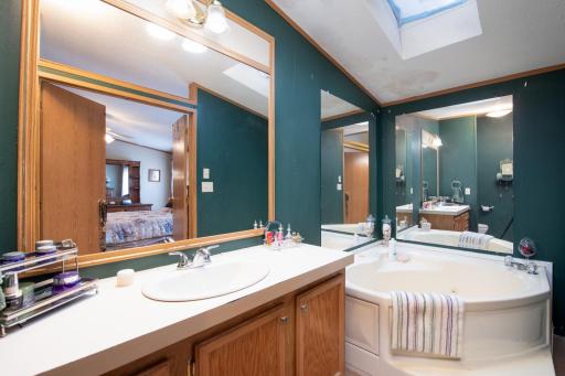 37026 710th Avenue, Saint James, MN 56081