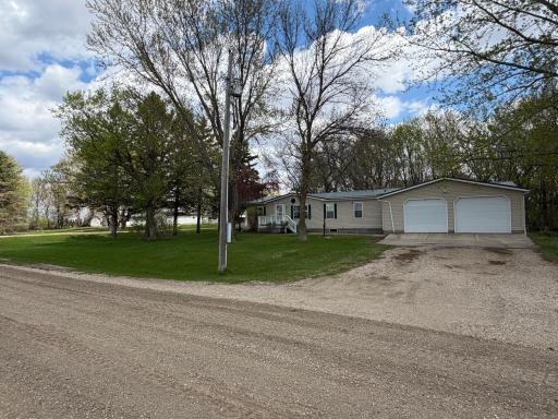 37026 710th Avenue, Saint James, MN 56081