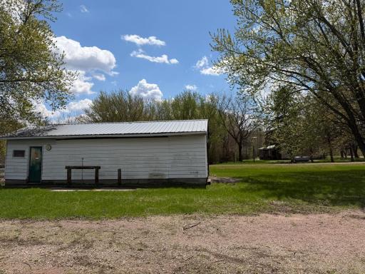 37026 710th Avenue, Saint James, MN 56081