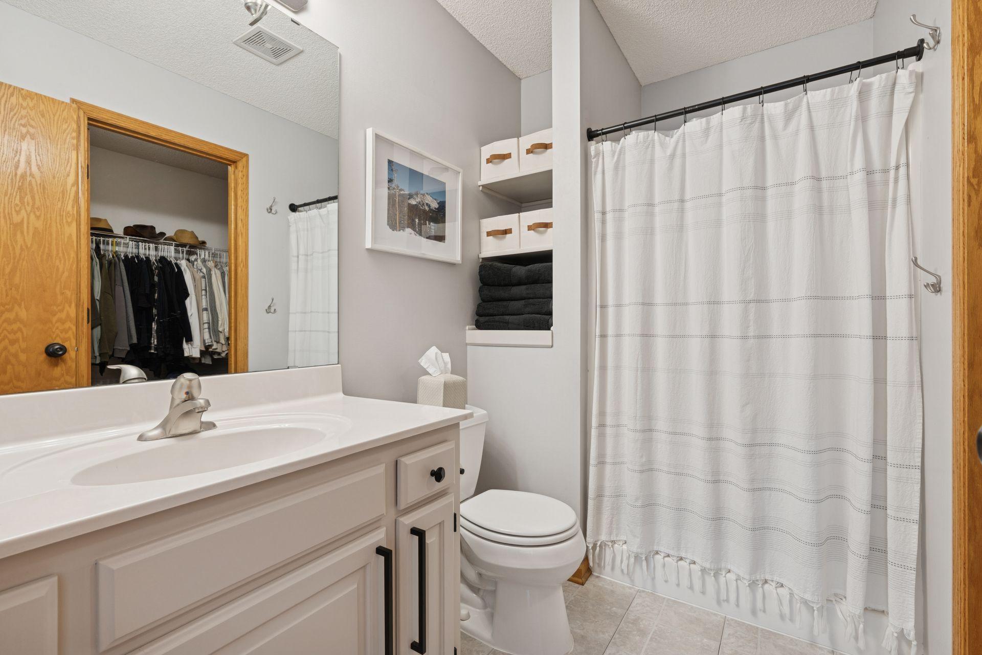 Hard to find a private bath off the primary bathroom at this price point.